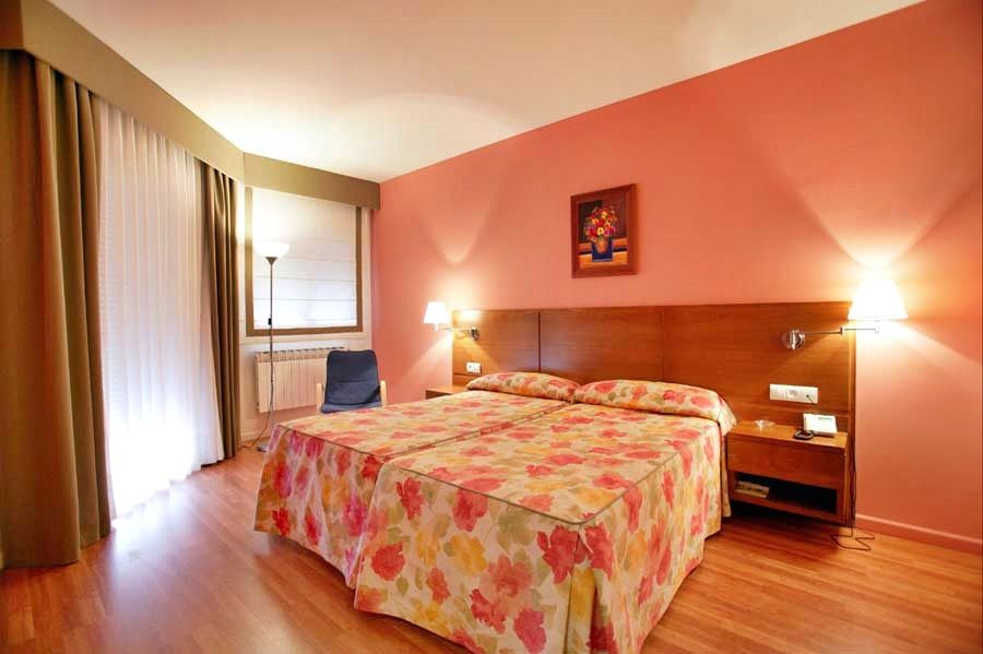 Hotel Spa Sinagoga Hervas Bilik gambar